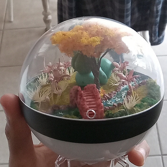 Bulbasaur terrarium - Picture 4 of 9